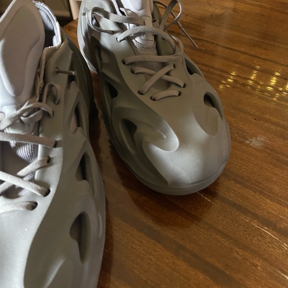 Like new maybe worn once - Picture 5 of 5